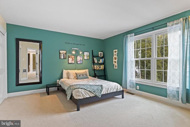 825 BAINBRIDGE DR, West Chester, PA 19382