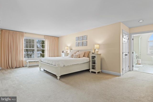 825 BAINBRIDGE DR, West Chester, PA 19382
