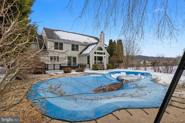 825 BAINBRIDGE DR, West Chester, PA 19382