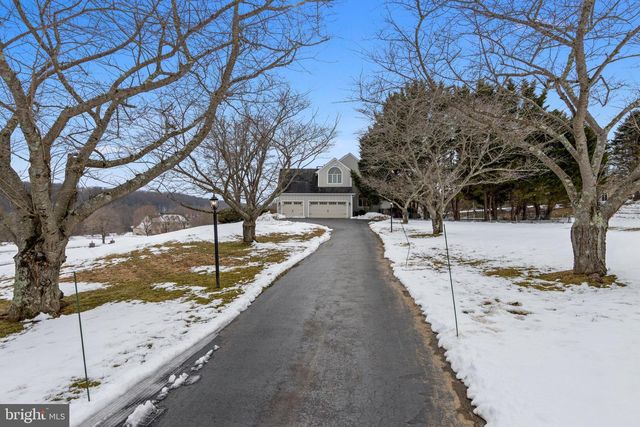 825 BAINBRIDGE DR, West Chester, PA 19382