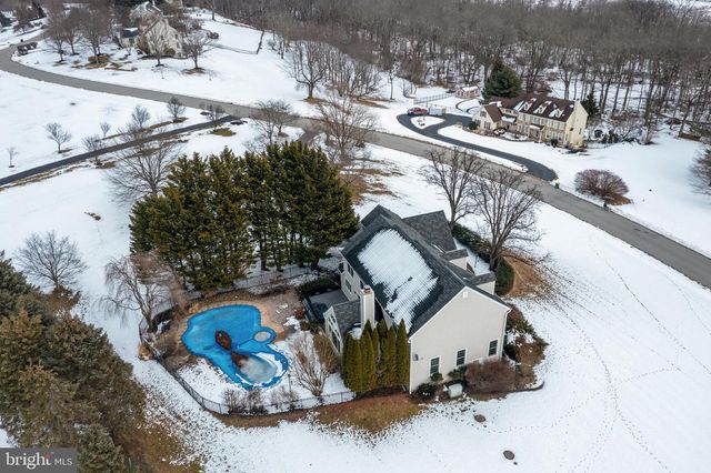 825 BAINBRIDGE DR, West Chester, PA 19382