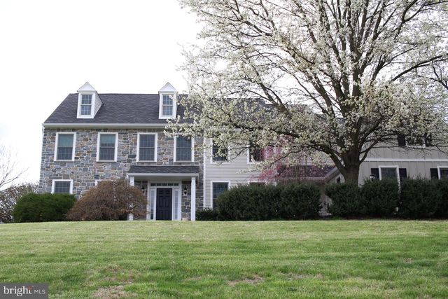 825 BAINBRIDGE DR, West Chester, PA 19382