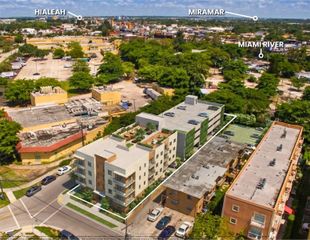 2765 NW 17th Terrace, Miami, FL 33125