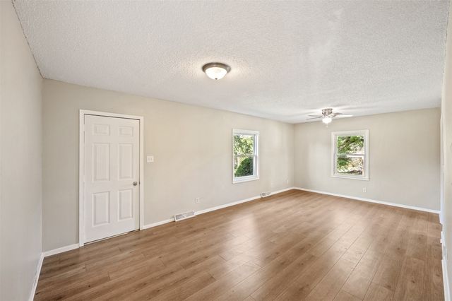 217 E Park Avenue, Des Moines, IA 50315