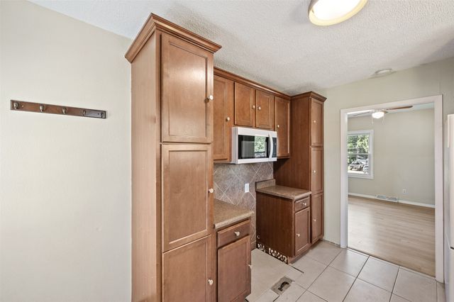217 E Park Avenue, Des Moines, IA 50315