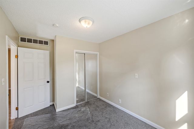 217 E Park Avenue, Des Moines, IA 50315