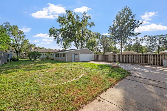 217 E Park Avenue, Des Moines, IA 50315