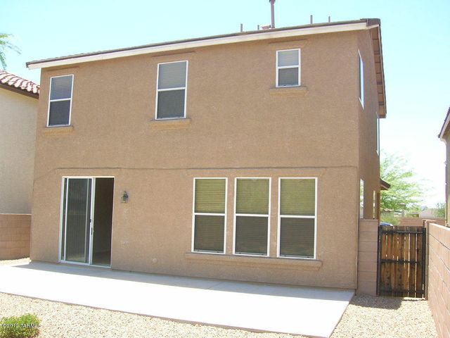 9008 N Roebling Drive W, Tucson, AZ 85742