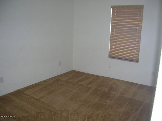 9008 N Roebling Drive W, Tucson, AZ 85742
