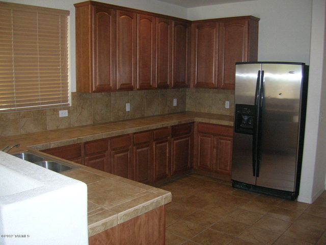 9008 N Roebling Drive W, Tucson, AZ 85742