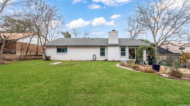 7863 Hawk Trail, San Antonio, TX 78250