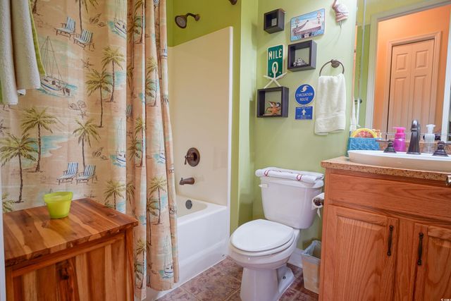 530 Inverrary St., Murrells Inlet, SC 29576