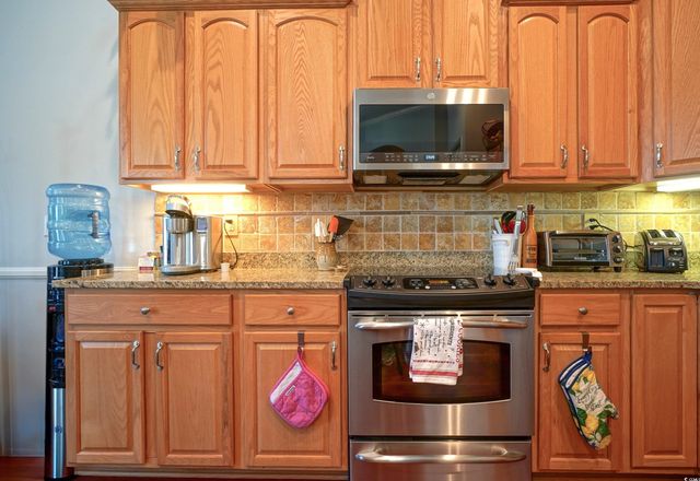 530 Inverrary St., Murrells Inlet, SC 29576