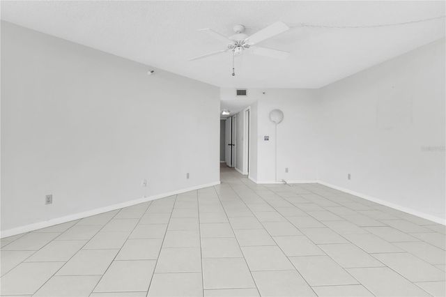 5950 PELICAN BAY PLAZA S 601, Gulfport, FL 33707