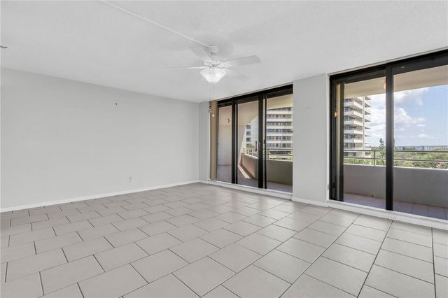 5950 PELICAN BAY PLAZA S 601, Gulfport, FL 33707