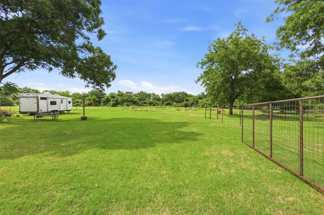 308 W 1st Street, Springtown, TX 76082