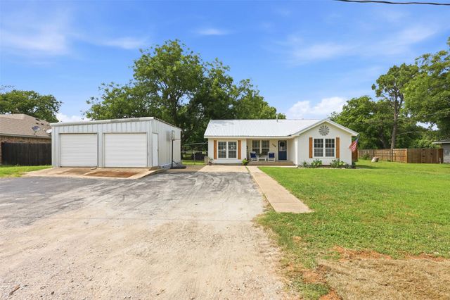 308 W 1st Street, Springtown, TX 76082