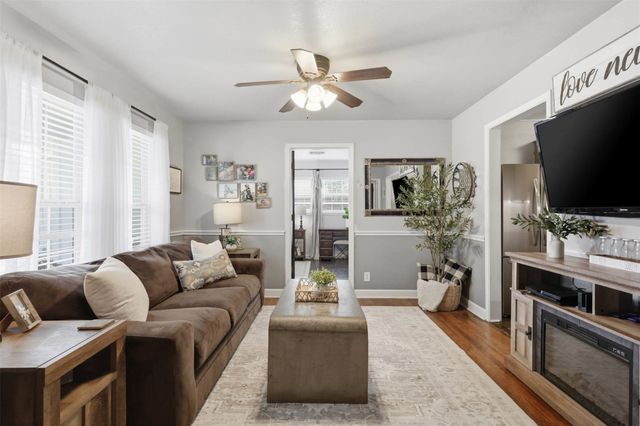308 W 1st Street, Springtown, TX 76082