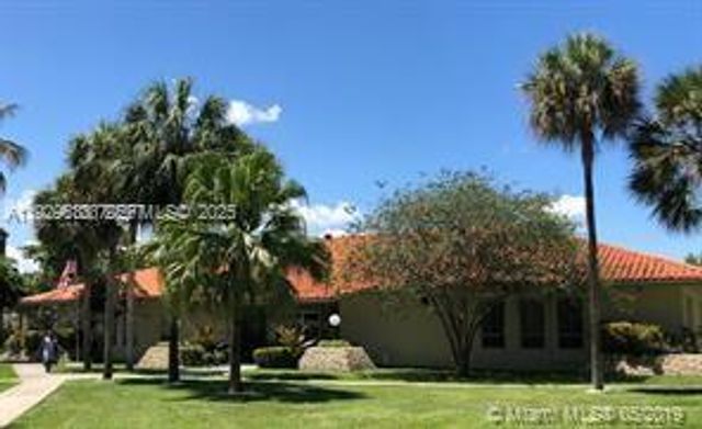 1820 SW 81st Ave 3305, North Lauderdale, FL 33068