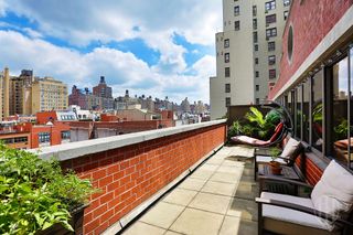 225 W 83rd St Apt 7Y, New York City, NY 10024