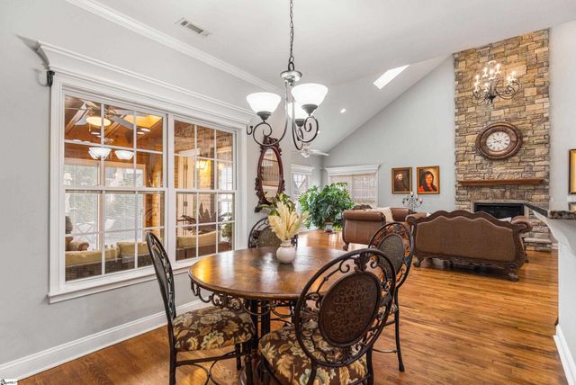 8 Middleberry Court, Greer, SC 29650