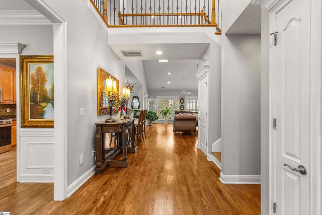 8 Middleberry Court, Greer, SC 29650