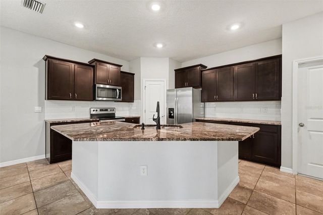 31457 MANGO FADE WAY, San Antonio, FL 33576