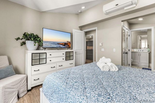 807 Jersey Ct, San Diego, CA 92109