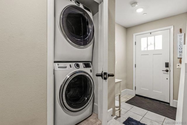 807 Jersey Ct, San Diego, CA 92109