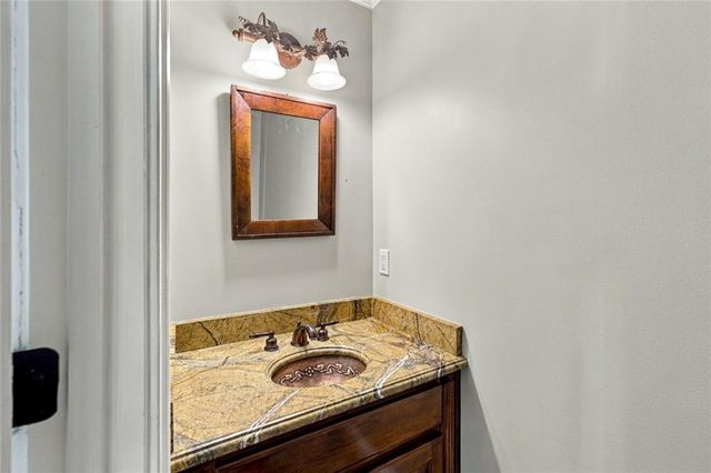 5030 Highland Ridge Run, Gainesville, GA 30506