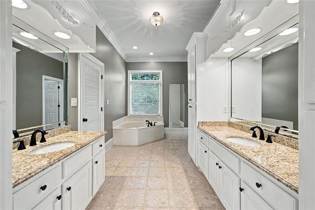 5030 Highland Ridge Run, Gainesville, GA 30506