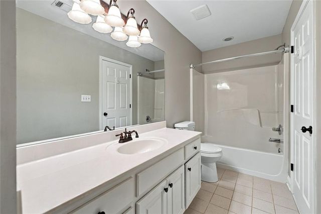 5030 Highland Ridge Run, Gainesville, GA 30506