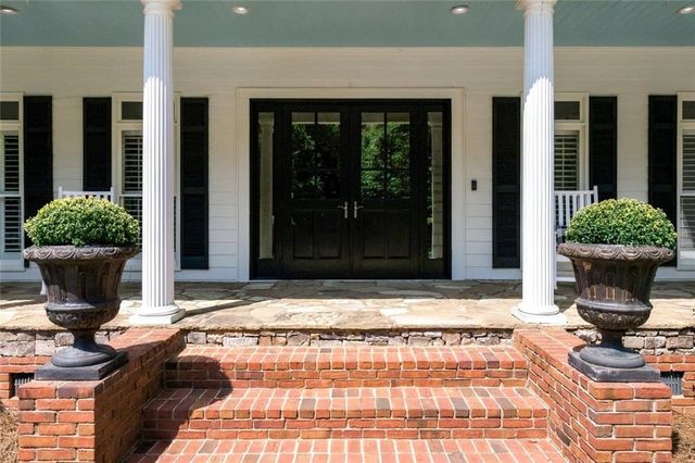 5030 Highland Ridge Run, Gainesville, GA 30506