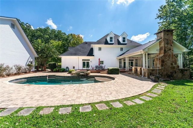 5030 Highland Ridge Run, Gainesville, GA 30506
