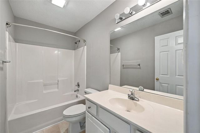 5030 Highland Ridge Run, Gainesville, GA 30506