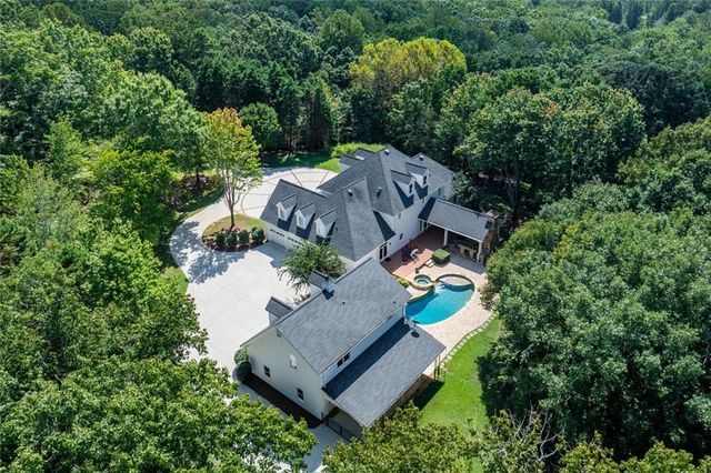 5030 Highland Ridge Run, Gainesville, GA 30506