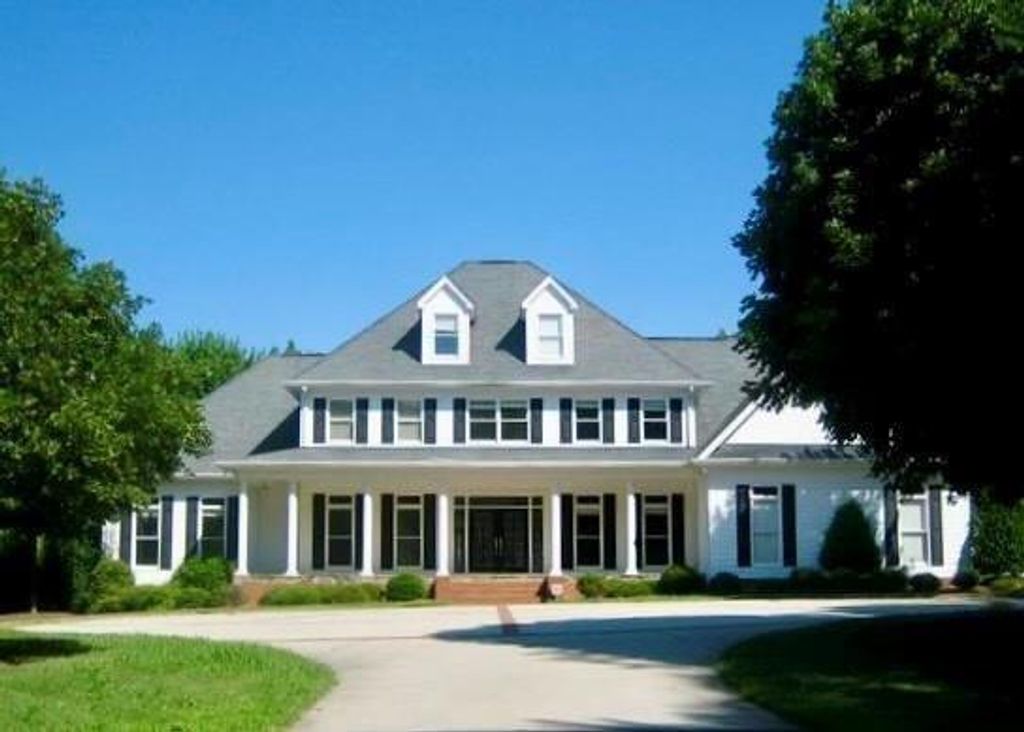5030 Highland Ridge Run, Gainesville, GA 30506