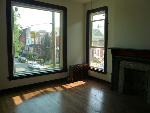 1132 E 44th Street, Chicago, IL 60653