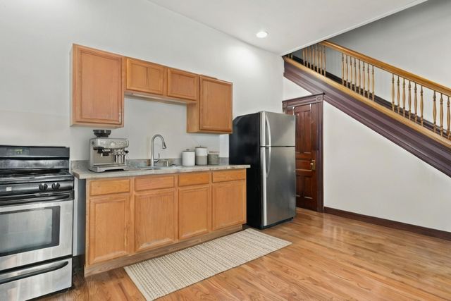 1132 E 44th Street, Chicago, IL 60653