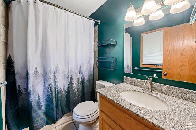3360 Effingham Drive, Manhattan, KS 66503