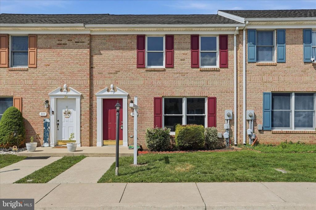 309 E RIDGE DR, Hagerstown, MD 21740
