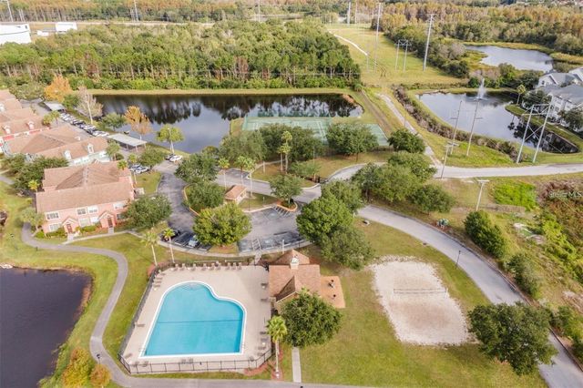 9156 LAKE CHASE ISLAND WAY 9156, Tampa, FL 33626