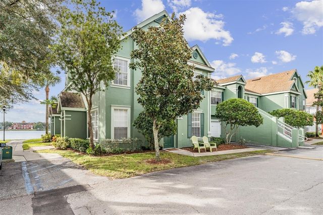 9156 LAKE CHASE ISLAND WAY 9156, Tampa, FL 33626