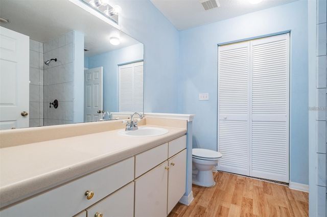 9156 LAKE CHASE ISLAND WAY 9156, Tampa, FL 33626