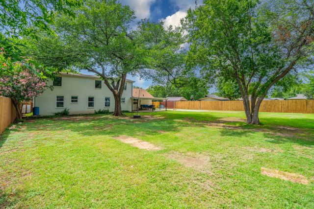 4720 Vance Road, North Richland Hills, TX 76180