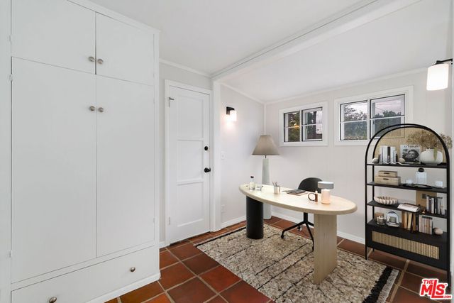 3744 Mountain View Avenue, Pasadena, CA 91107