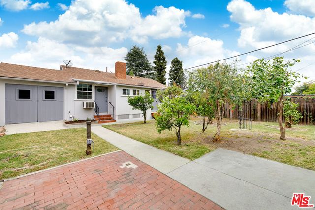 3744 Mountain View Avenue, Pasadena, CA 91107