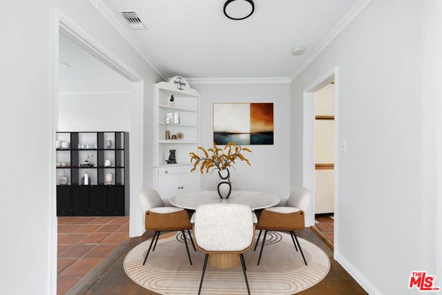 3744 Mountain View Avenue, Pasadena, CA 91107