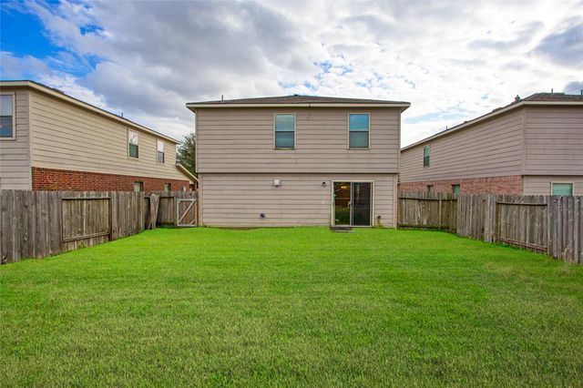 16435 Peyton Ridge Circle, Houston, TX 77049