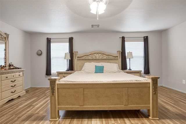 16435 Peyton Ridge Circle, Houston, TX 77049